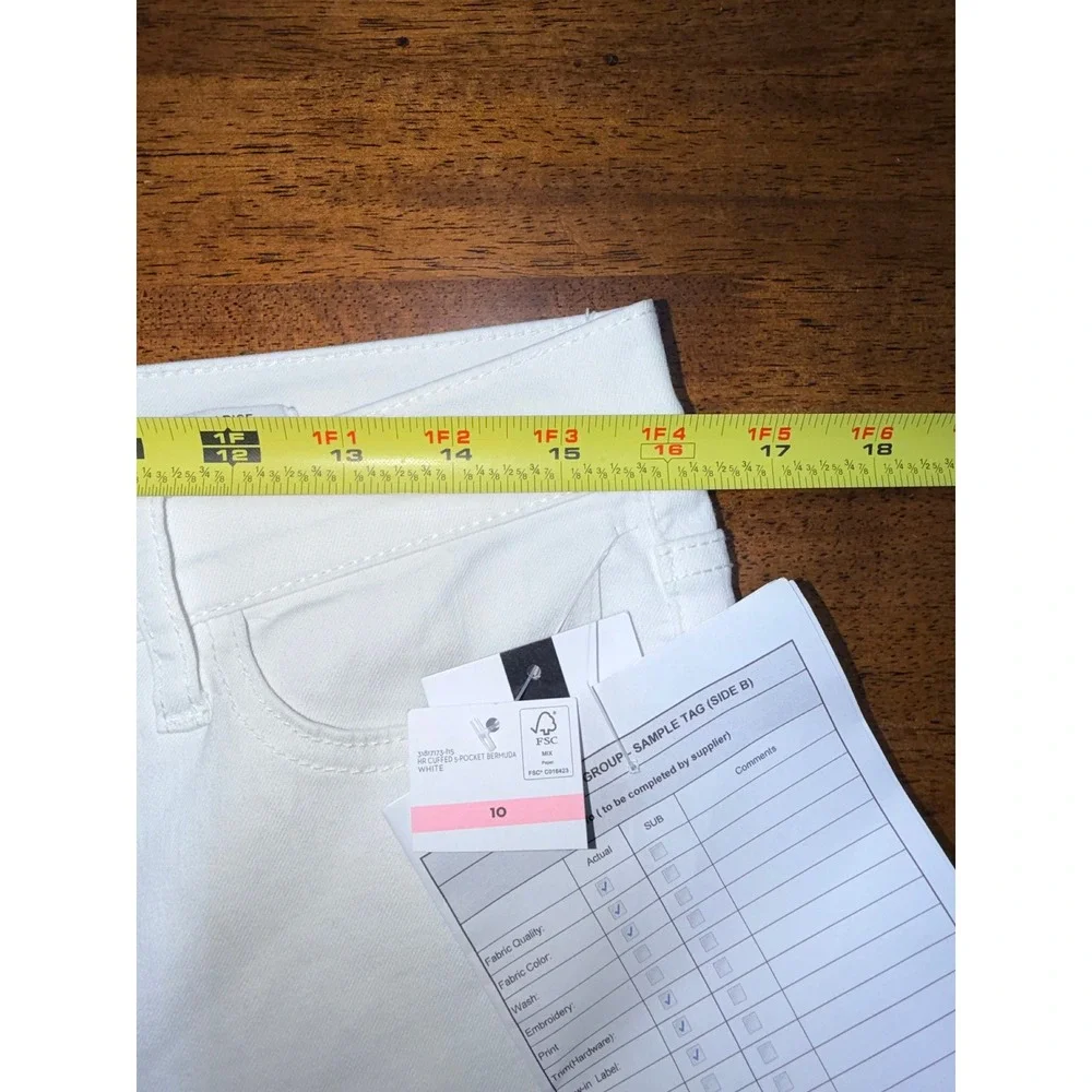 Nine West Bermuda Shorts Women Size 10 White NEW High Rise Cuffed UDNW2361